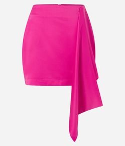 Saia Curta em Alfaiataria com Ponta Longa