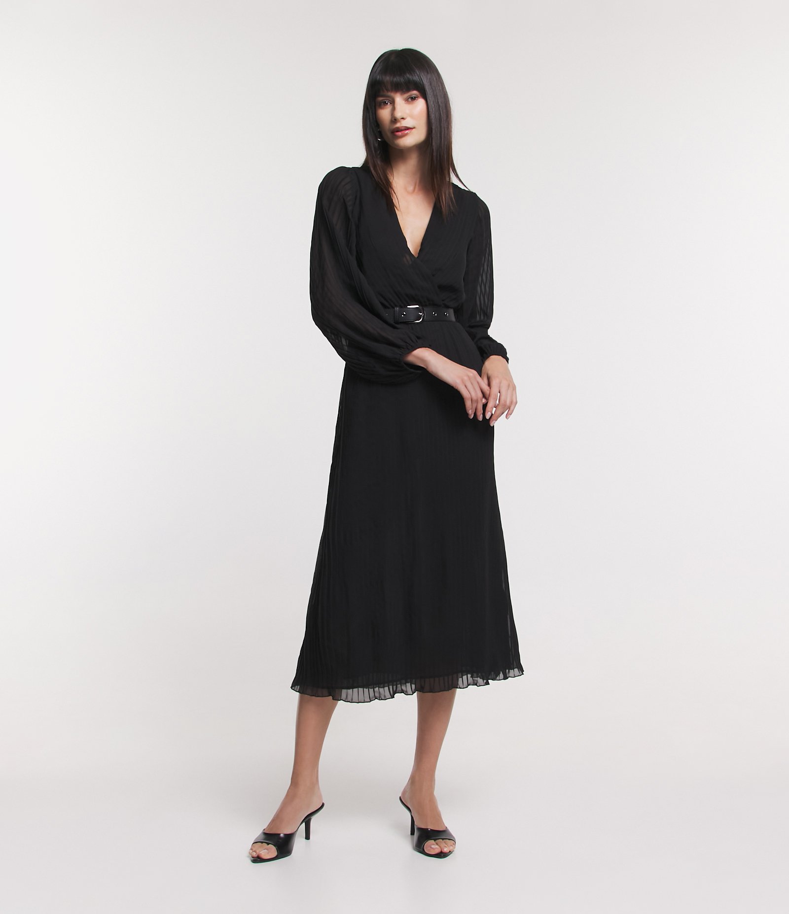 Vestido Midi em Chiffon com Decote Transpassado e Cinto Preto 1