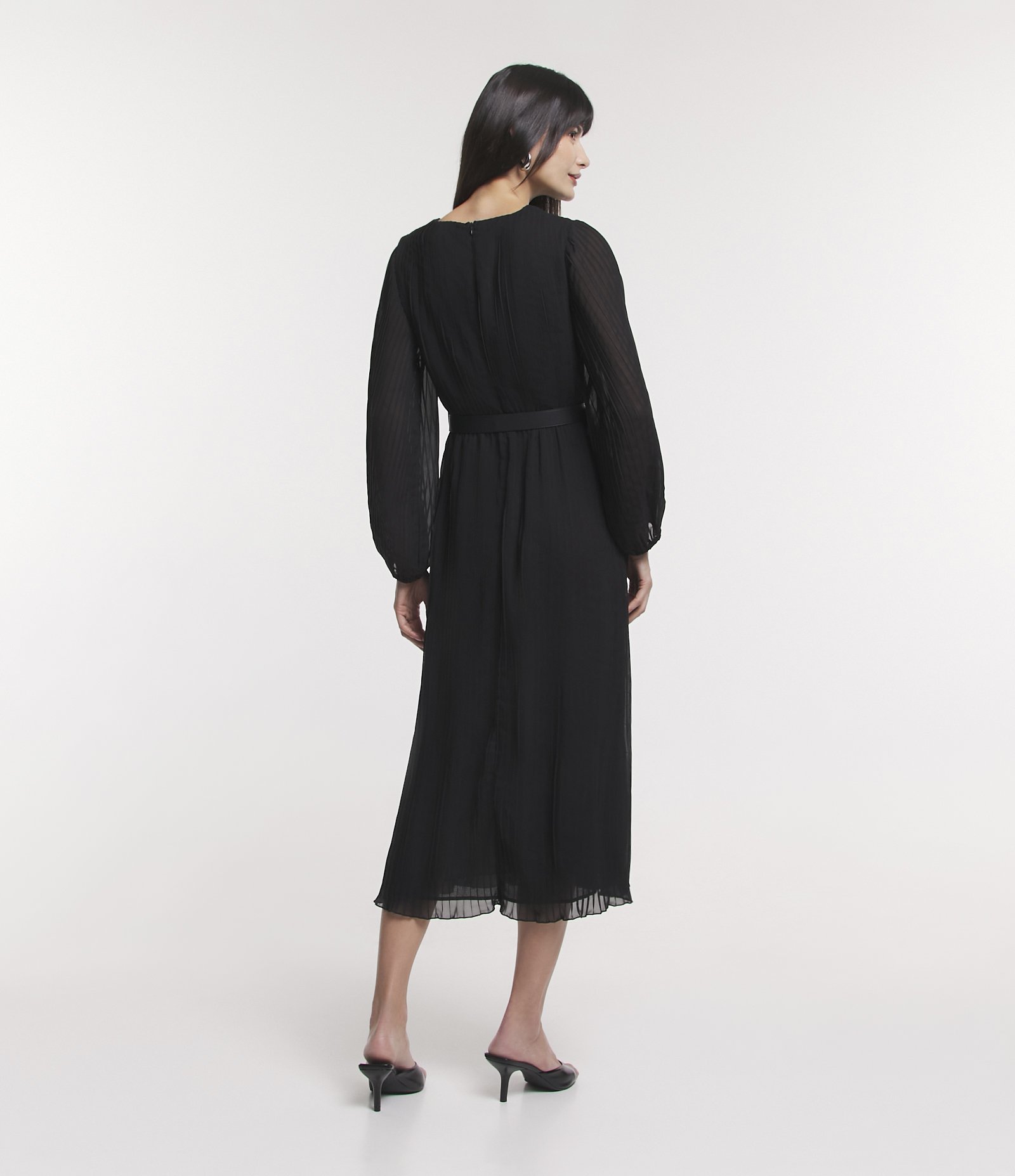 Vestido Midi em Chiffon com Decote Transpassado e Cinto Preto 3