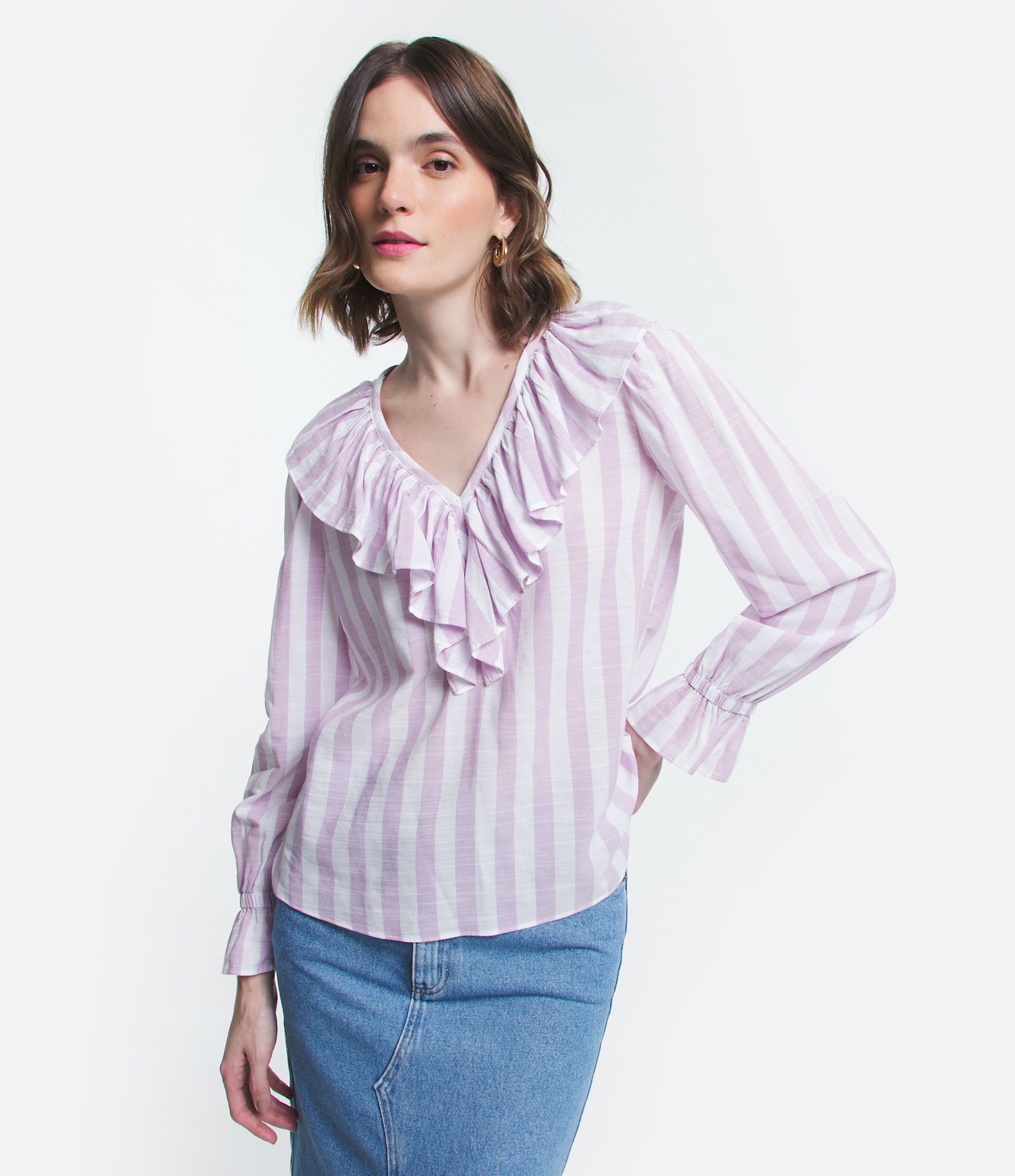 Blusa em Viscose Listrado com Babados Aplicados Roxo 1