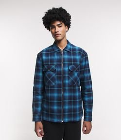 Camisa em Flanela com Fechamento em Zíper e Estampa Xadrez