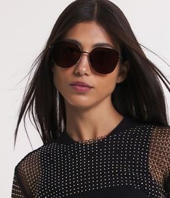 Óculos de Sol Gateado com Lentes Fume