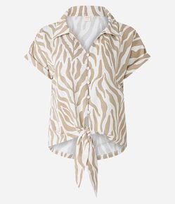 Blusa Manga Curta em Viscose com Botões e Estampa