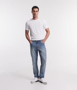 Calça Slim Jeans com Bolsos e Puídos