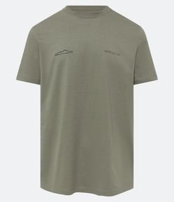 Camiseta Comfort em Meia Malha com Lettering no Peito