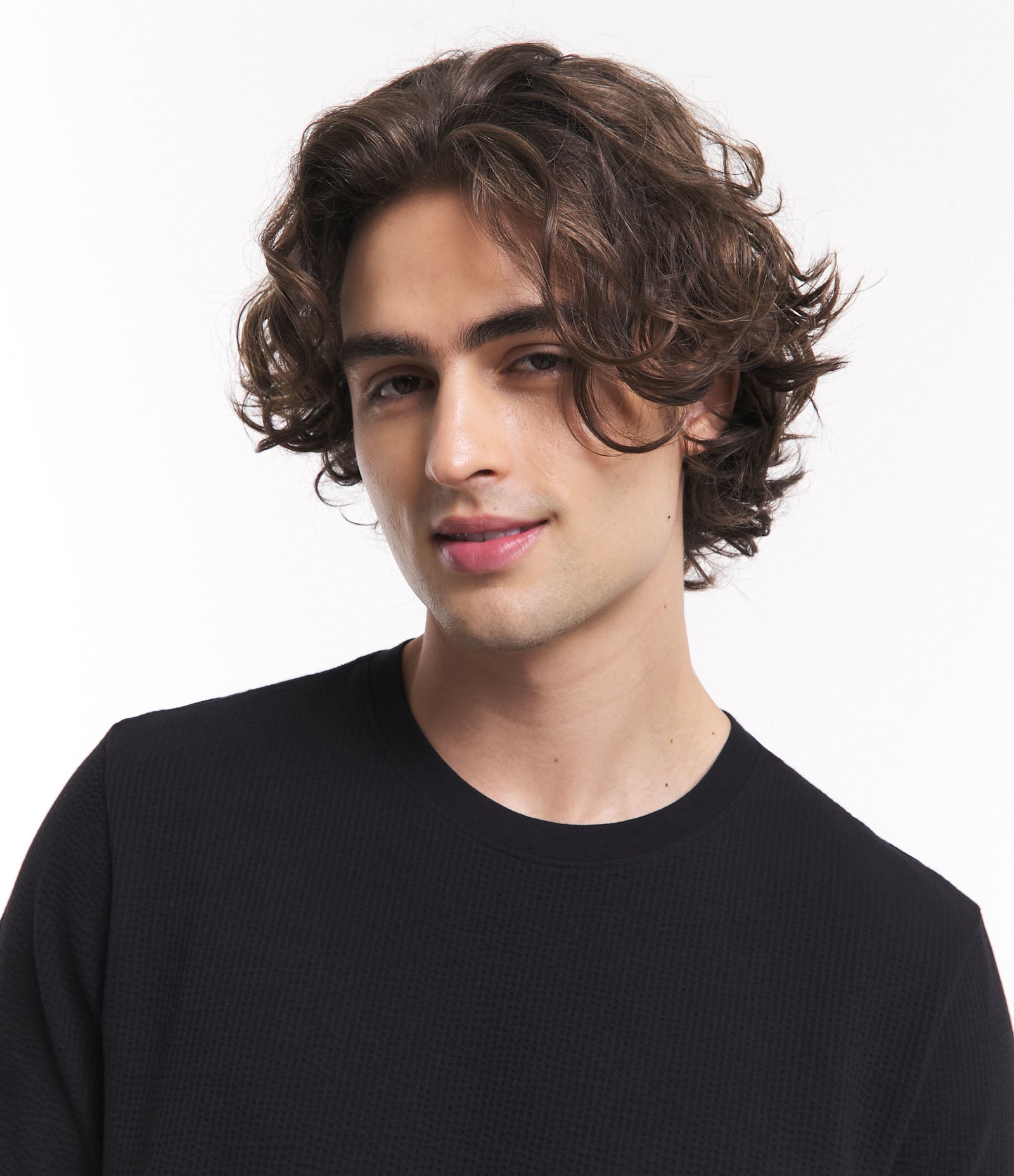 Camiseta Regular em Ana Ruga com Textura e Manga Curta Preto 4