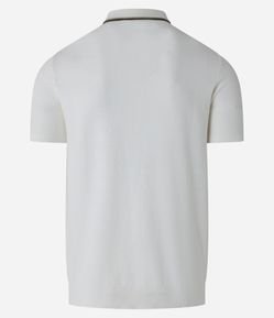 Polo Texturizada em Meia Malha com Estampa de Listras