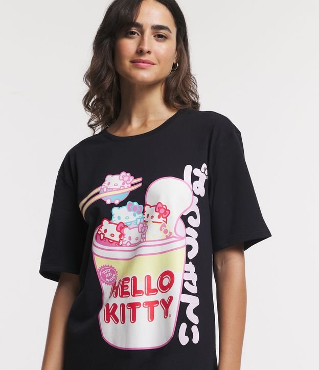 Camisola Curta em Meia Malha com Estampa Hello Kitty Preto 3