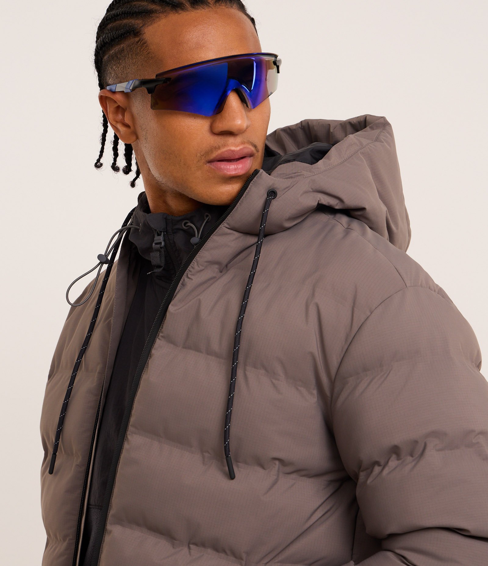 Jaqueta Puffer Esportiva sem Costura com Capuz Cinza 3