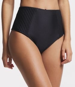 Biquíni Calcinha Hot Pants em Poliamida Amarrações e Detalhe Trançado no Cós
