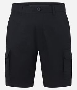 Bermuda Cargo em Sarja com Bolsos Laterais