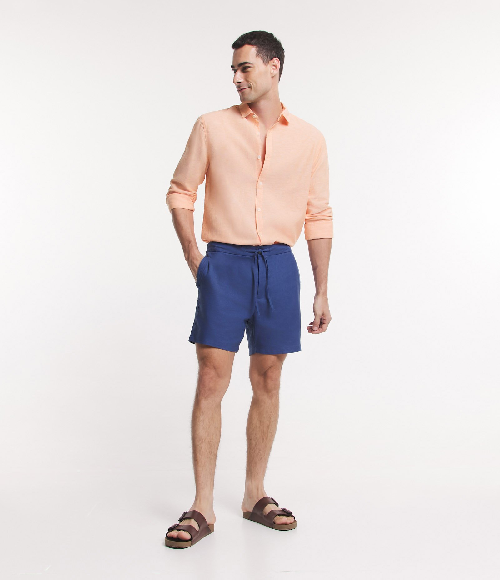 Bermuda Slim em Viscolinho Cordão e Bolsos Azul Médio 1