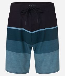 Bermuda Boardshort em Microfibra com Cós Fixo e Blocos de Cor