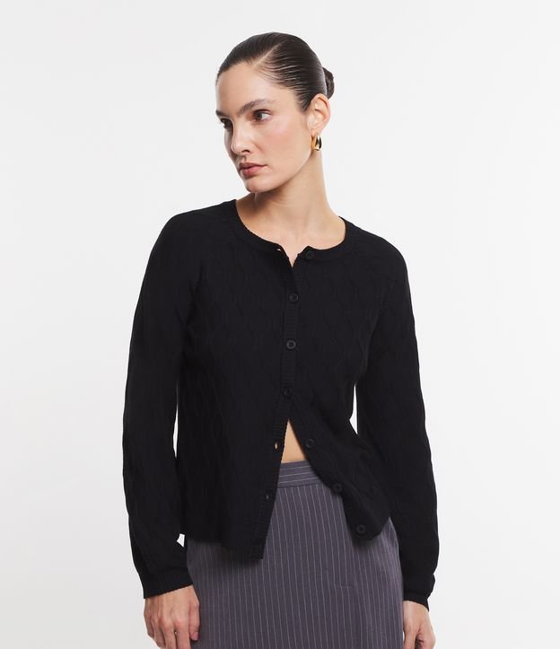 Cardigan em Tricô com Abotoamento Frontal e Texturas