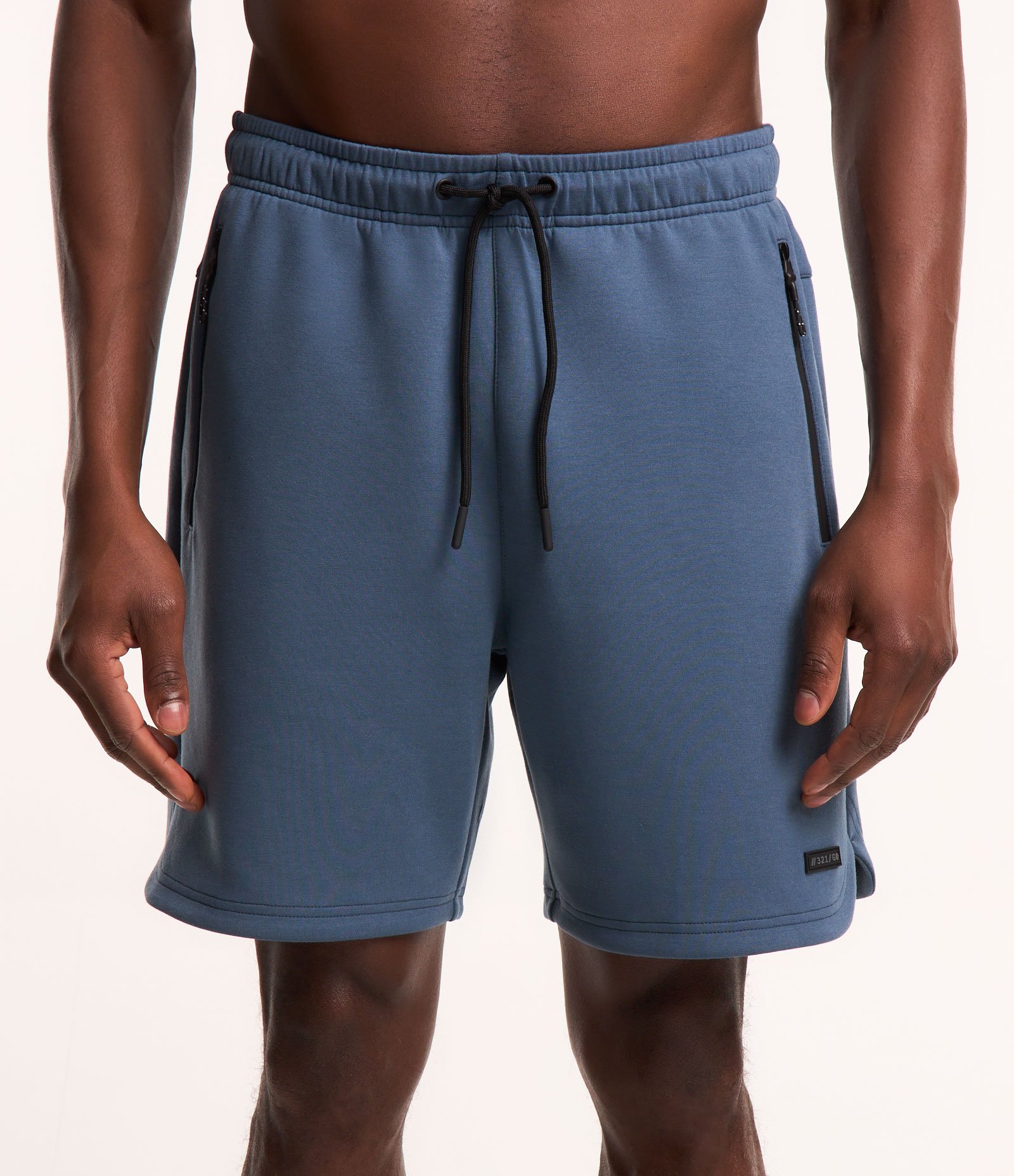 Bermuda Esportiva em Moletom Tecnológico com Cós Elástico e Zíper no Bolso Azul 2