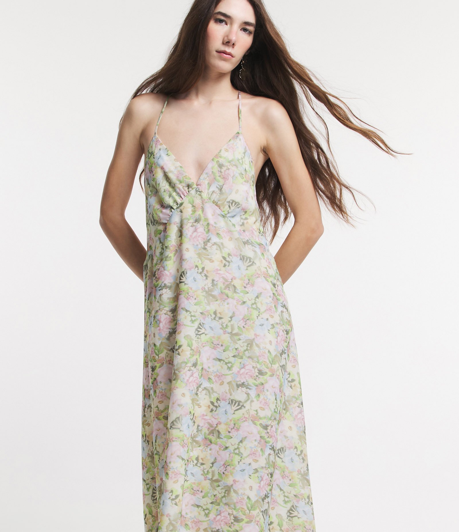 Vestido Midi em Chiffon com Estampa Floral com Alças Finas Verde 3