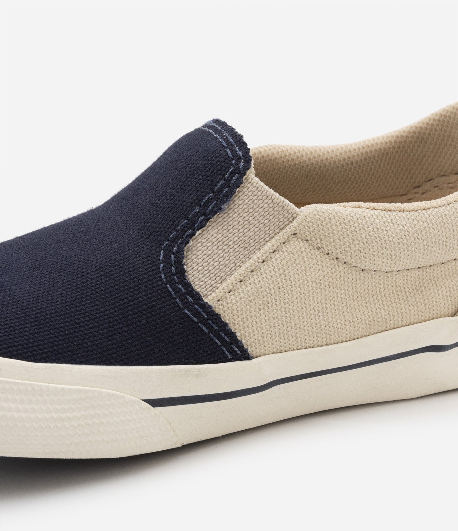 Tênis Slip on Infantil com Recortes - Tam 20 ao 27 Cinza 3
