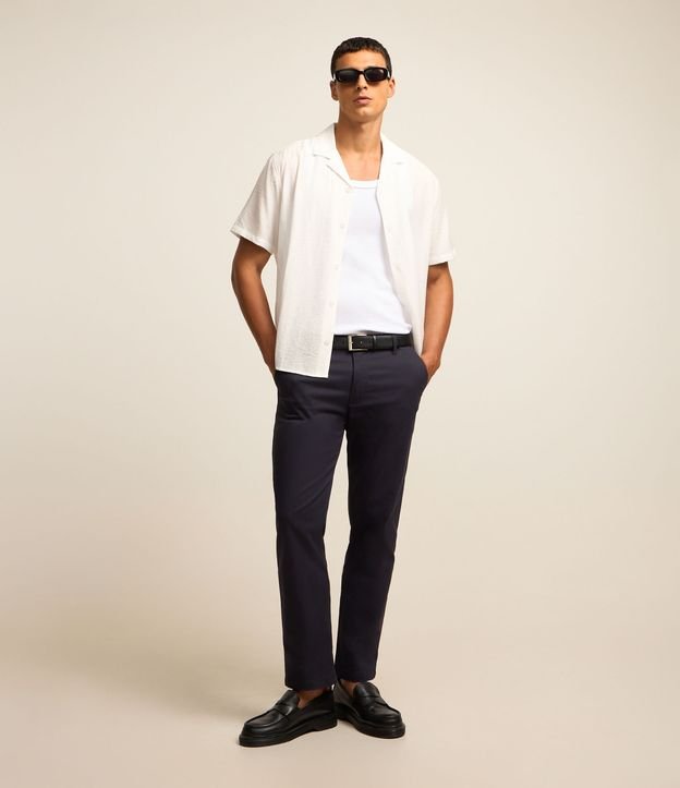 Calça Slim Cropped Alfaiatada com Bolsos