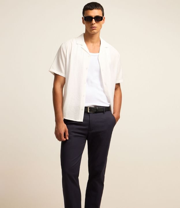 Calça Slim Cropped Alfaiatada com Bolsos