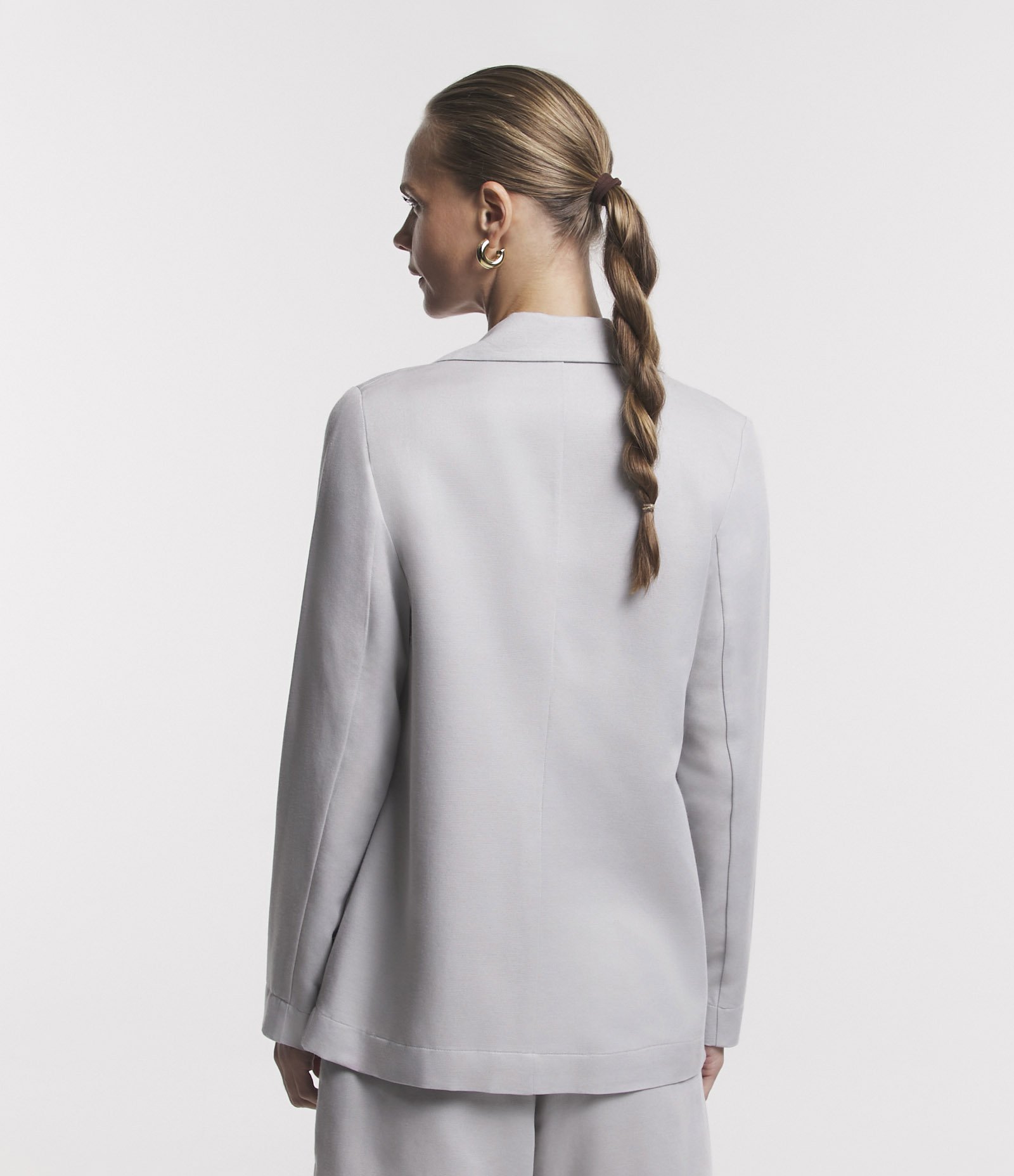 Blazer em Flamê com Botões Duplos e Lapelas Aplicadas Cinza 3