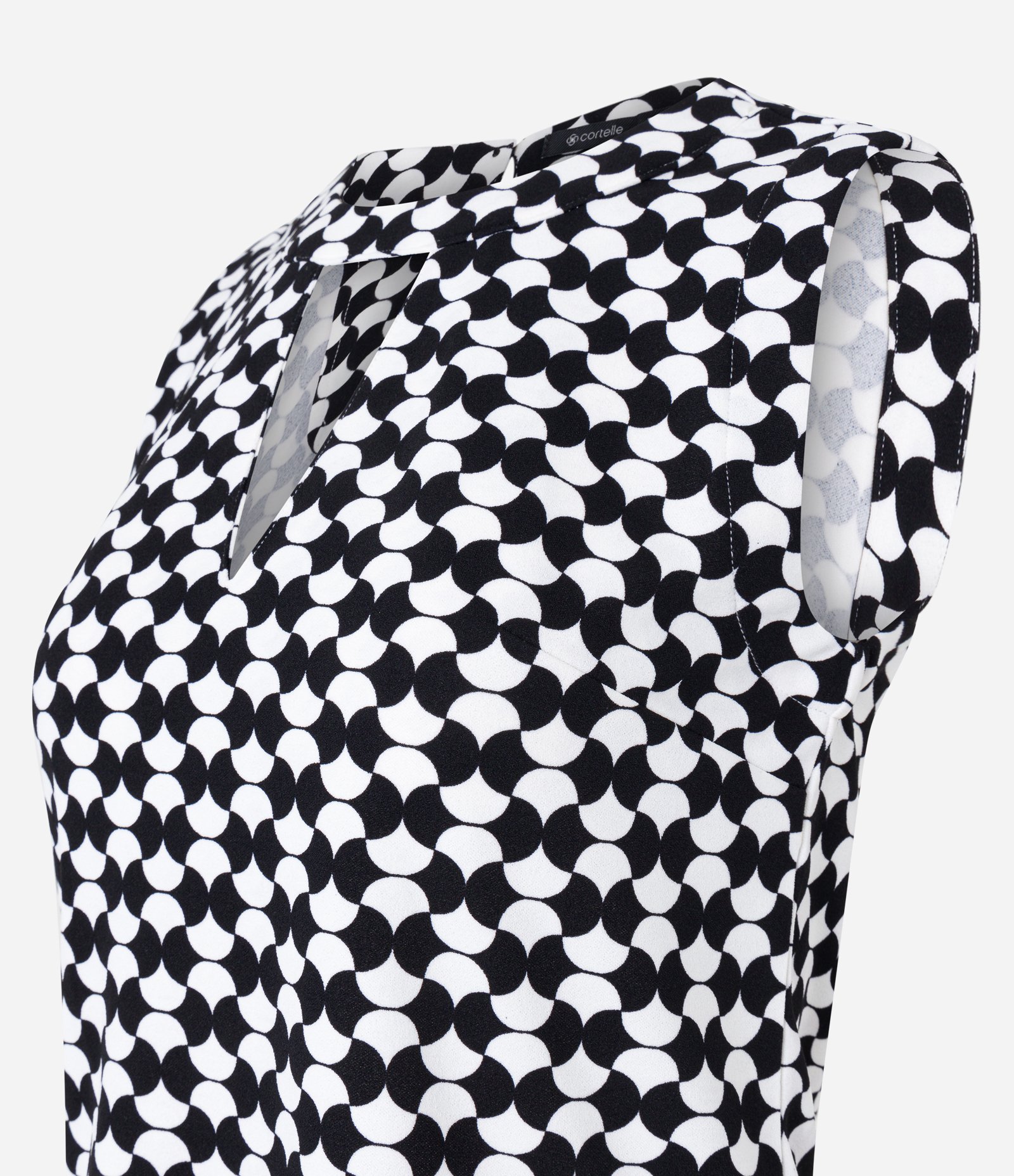 Blusa sem Manga em Crepe com Recorte Vazado na Gola e Estampa Geométrica Preto/ Branco 8