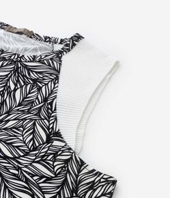 Blusa sem Manga em Crepe com Detalhe Tricô Curve & Plus Size