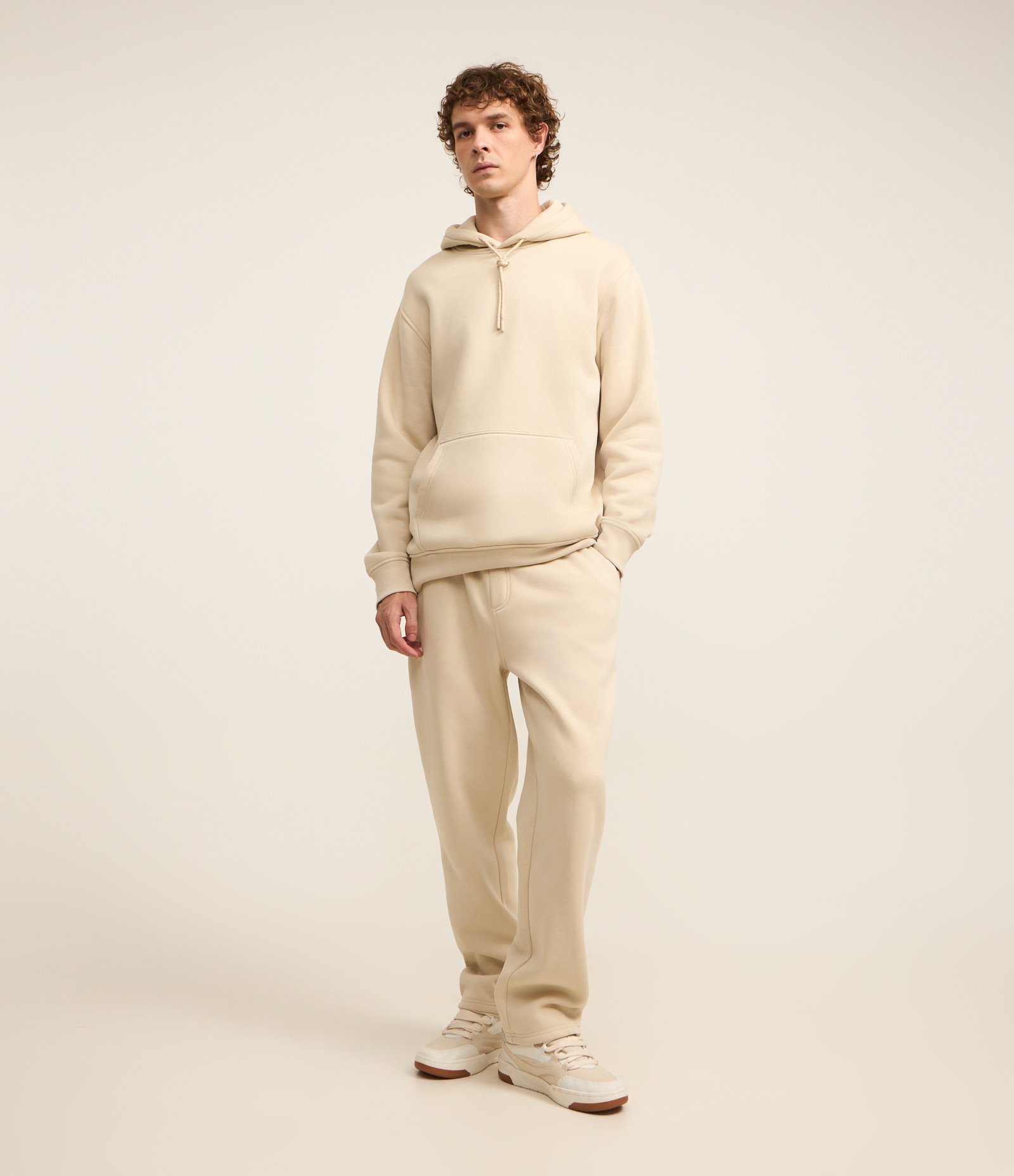 Calça Reta em Moletom com Bolsos e Amarração no Cós Off White 1