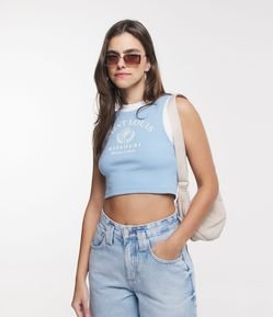 Blusa sem Manga Cropped em Meia Malha com Estampa College Saint Louis