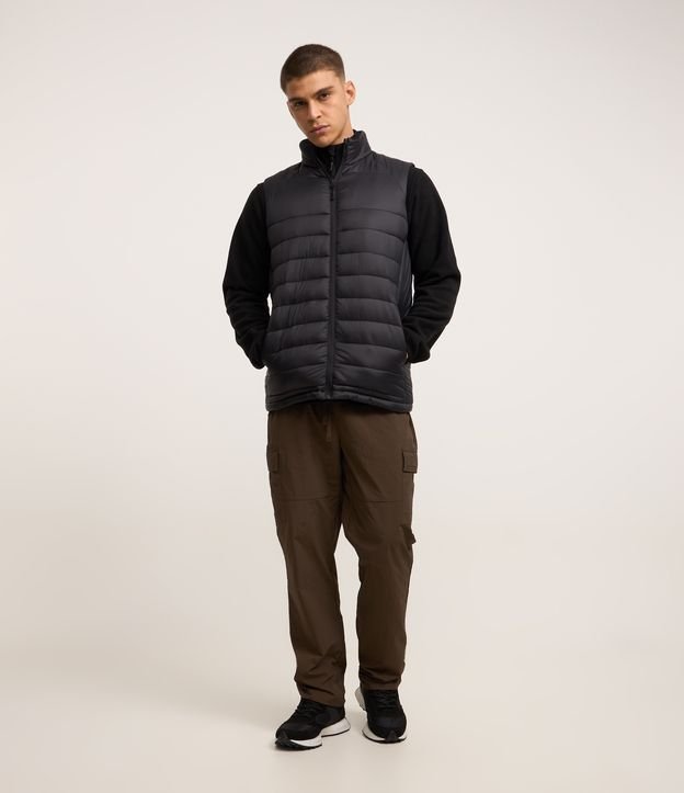Colete Puffer Esportivo com Gola Alta e Gomos