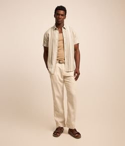 Calça Reta Alfaiataria em Linho com Bolso Faca e Barra Italiana