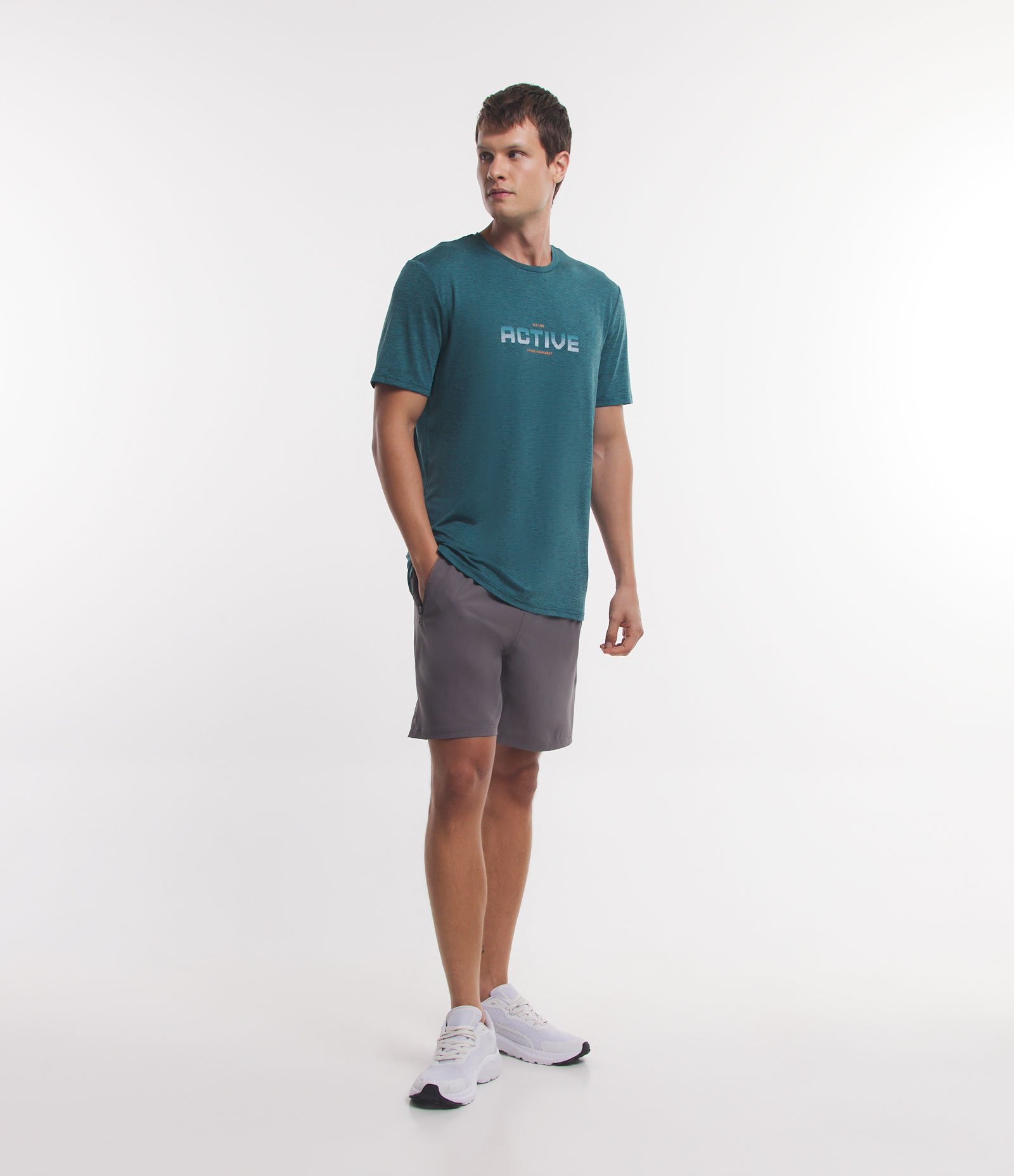 Bermuda Esportiva com Laser Cut e Bolsos com Zíper Cinza 1