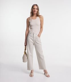 Calca Reta Cintura Média em Sarja com Foil Metalizado