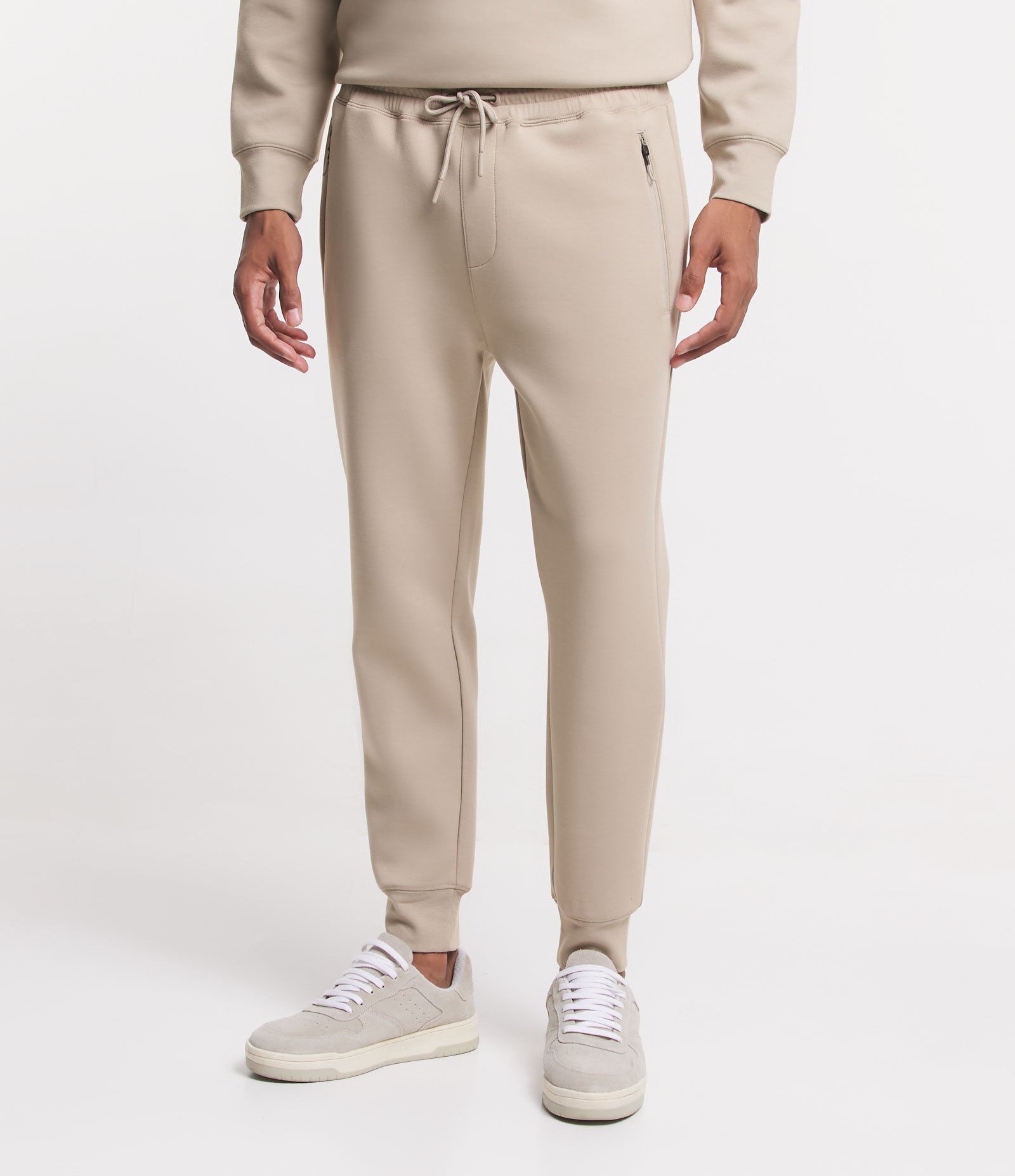 Calça Jogger Esportiva em Moletom Tecnológico Bege 2