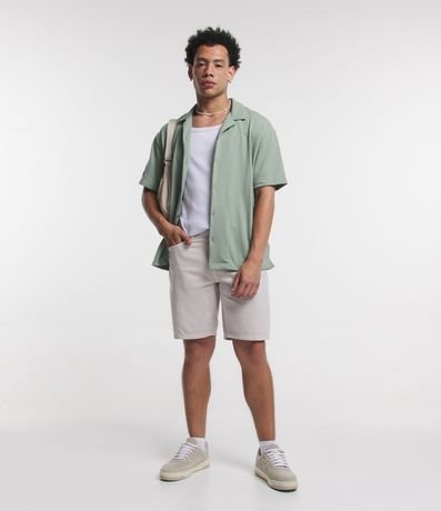 Bermuda Slim em Sarja Marmorizada com Bolsos Menor preço em Bermuda Slim em Sarja Marmorizada com Bolsos