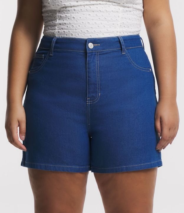 Short Jeans com Elastano e Cós Médio Curve & Plus Size Azul Médio 2