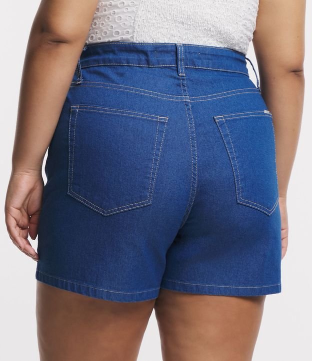 Short Jeans com Elastano e Cós Médio Curve & Plus Size Azul Médio 3