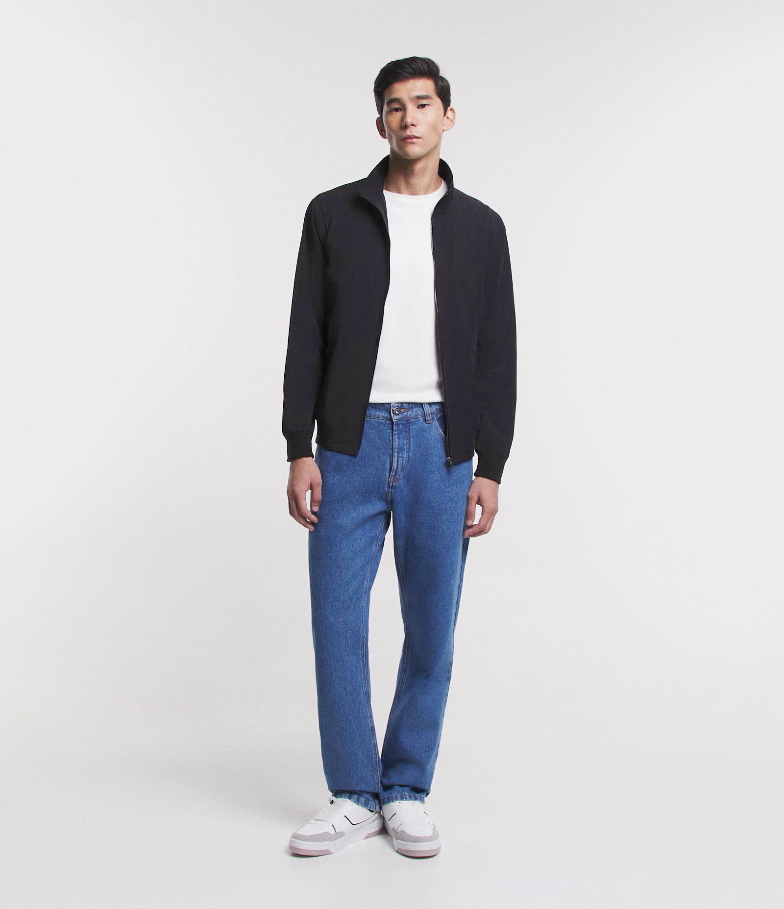 Jaqueta Bomber em Poliamida com Gola Alta e Zíper nos Bolso 2