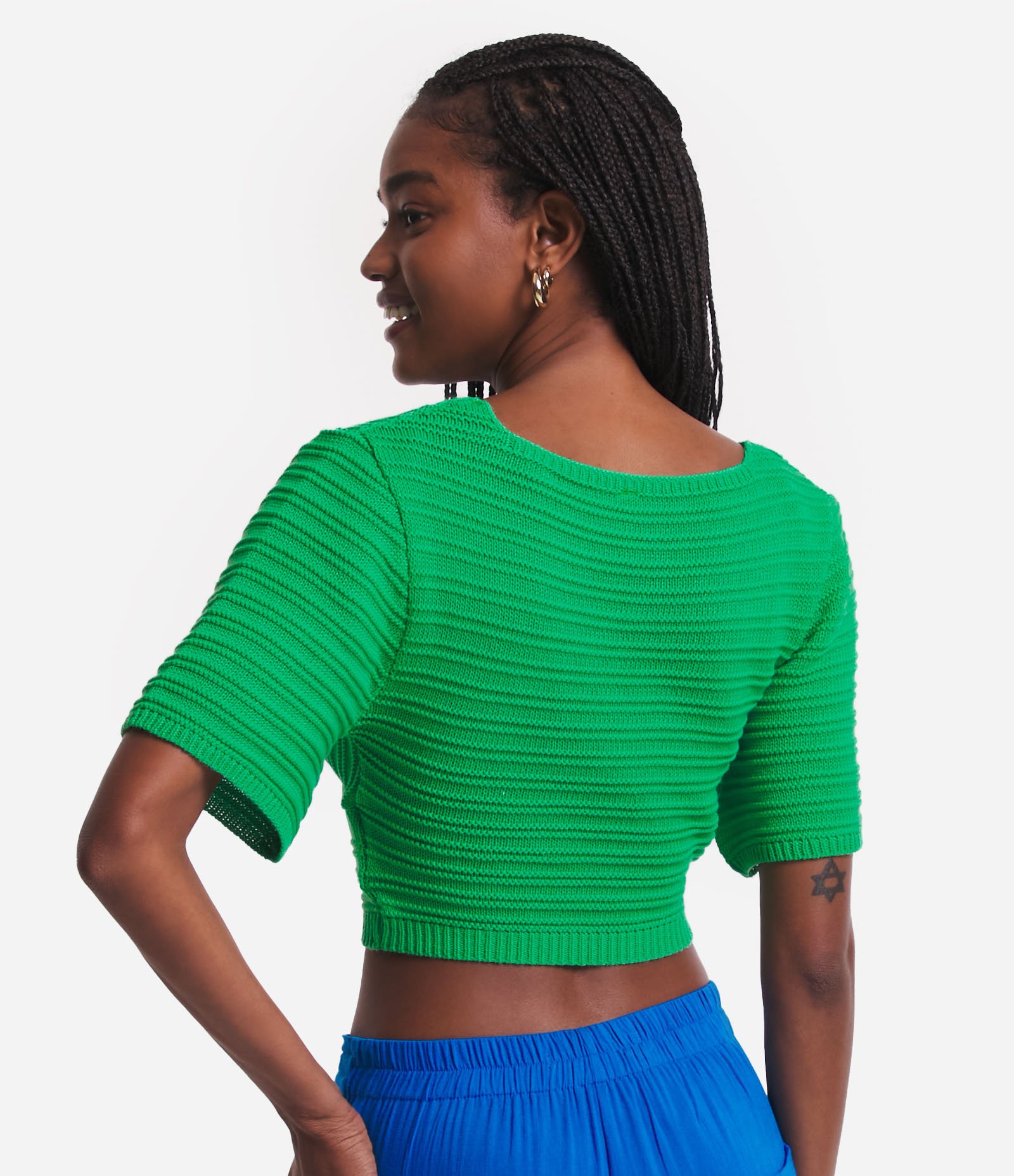 Blusa Cropped em Tricô com Ponto Diferenciado e Manga Curta 3