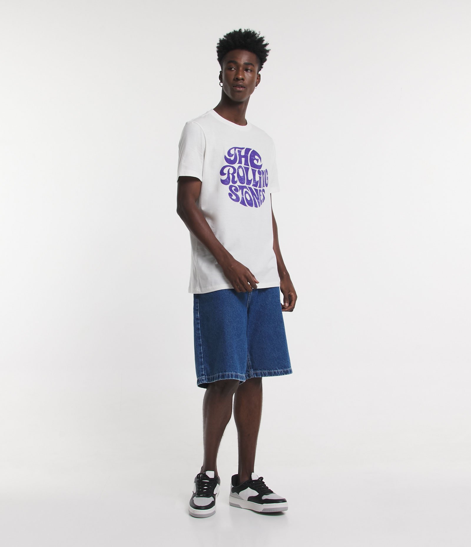 Camiseta Regular em Meia Malha com Lettering The Rolling Stones Off White 2