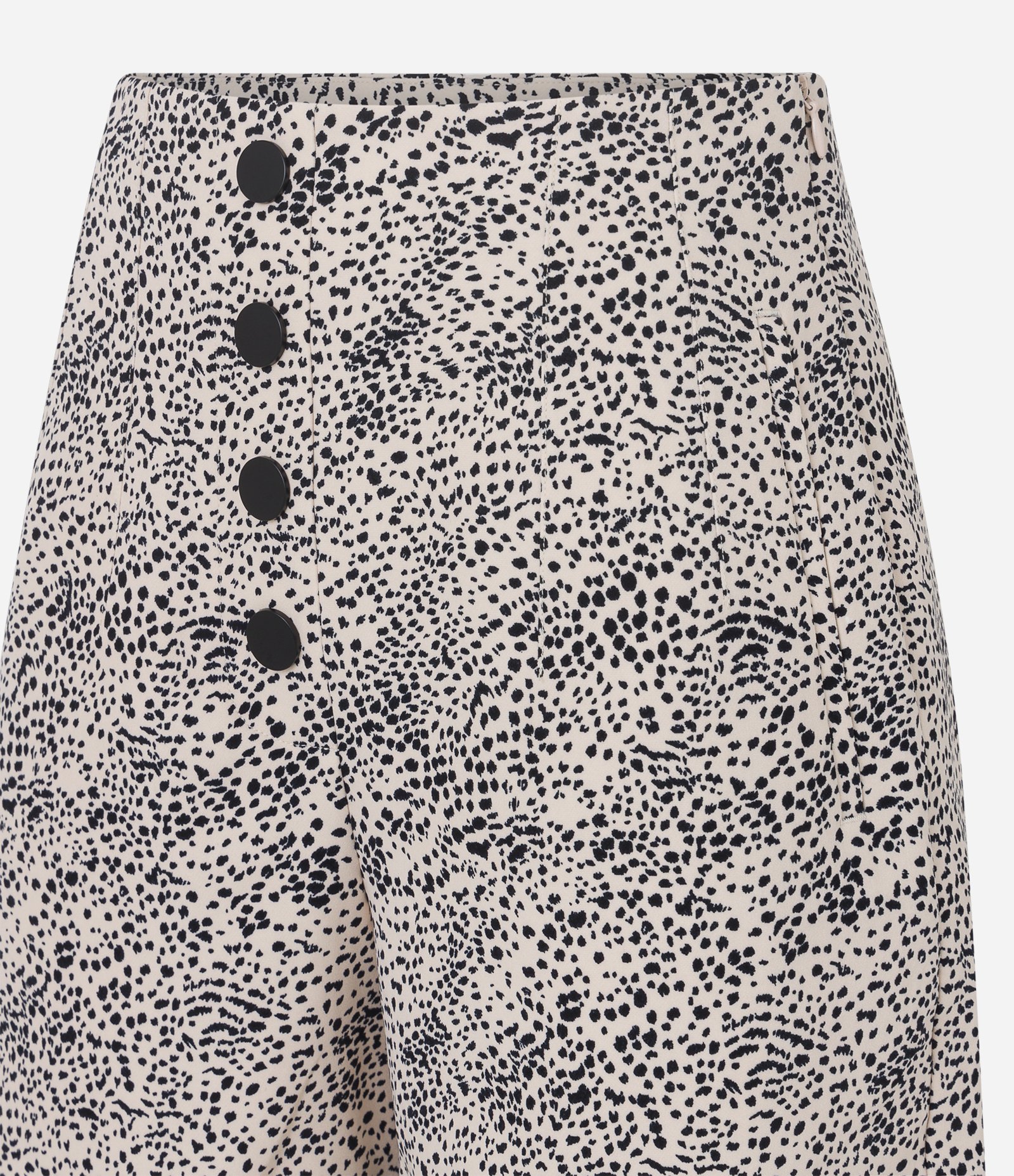 Short Cintura Alta em Alfaiataria com Botões e Estampa Animal Print Bege Rose 2