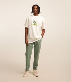 Calça Jogger em Sarja Estonada com Cordão e Bolso Frontal Pespontado