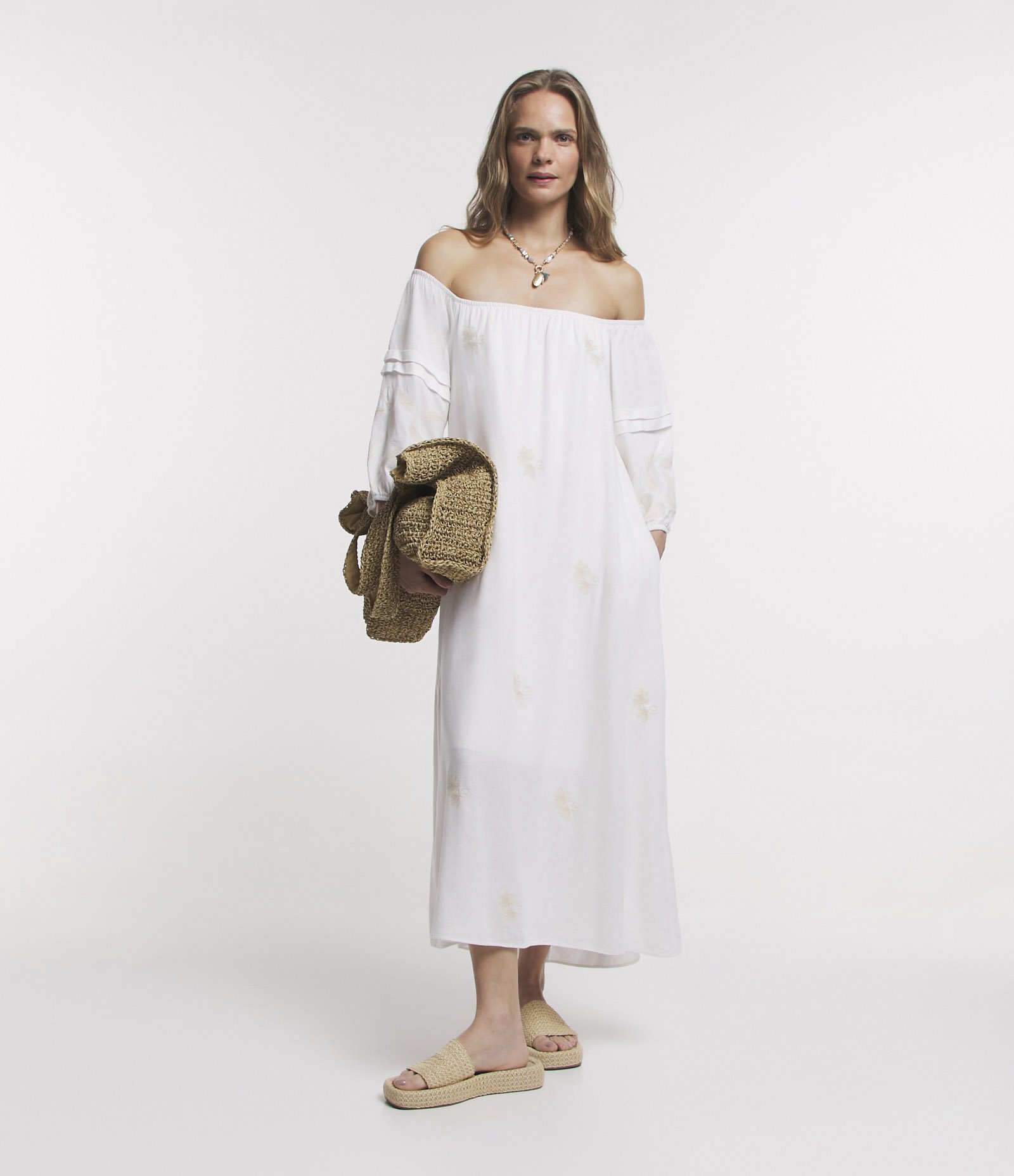 Vestido Midi Ombro a Ombro em Linho com Amarração e Bordados Off White 1