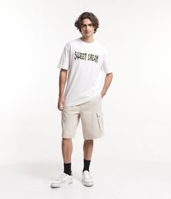 Bermuda Baggy em Sarja com Bolsos Cargo