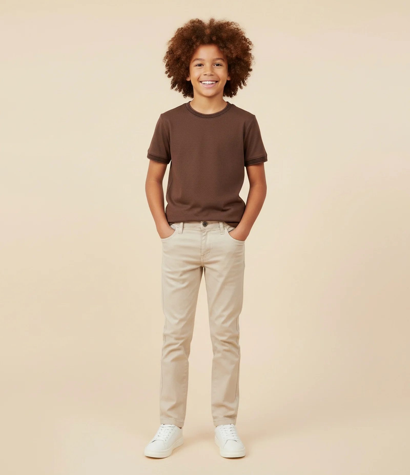 Calça Slim Infantil com Bolsos - Tam 5 a 14 anos Bege 1