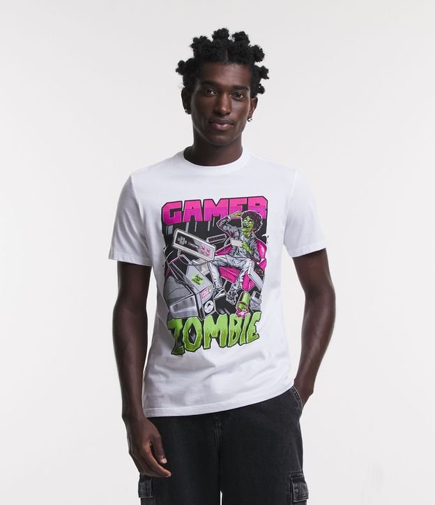 Camiseta Regular em Meia Malha com Estampa de Zombie Gamer Branco 1