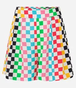 Short Curto em Viscose com Preguinhas e Estampa Quadriculada