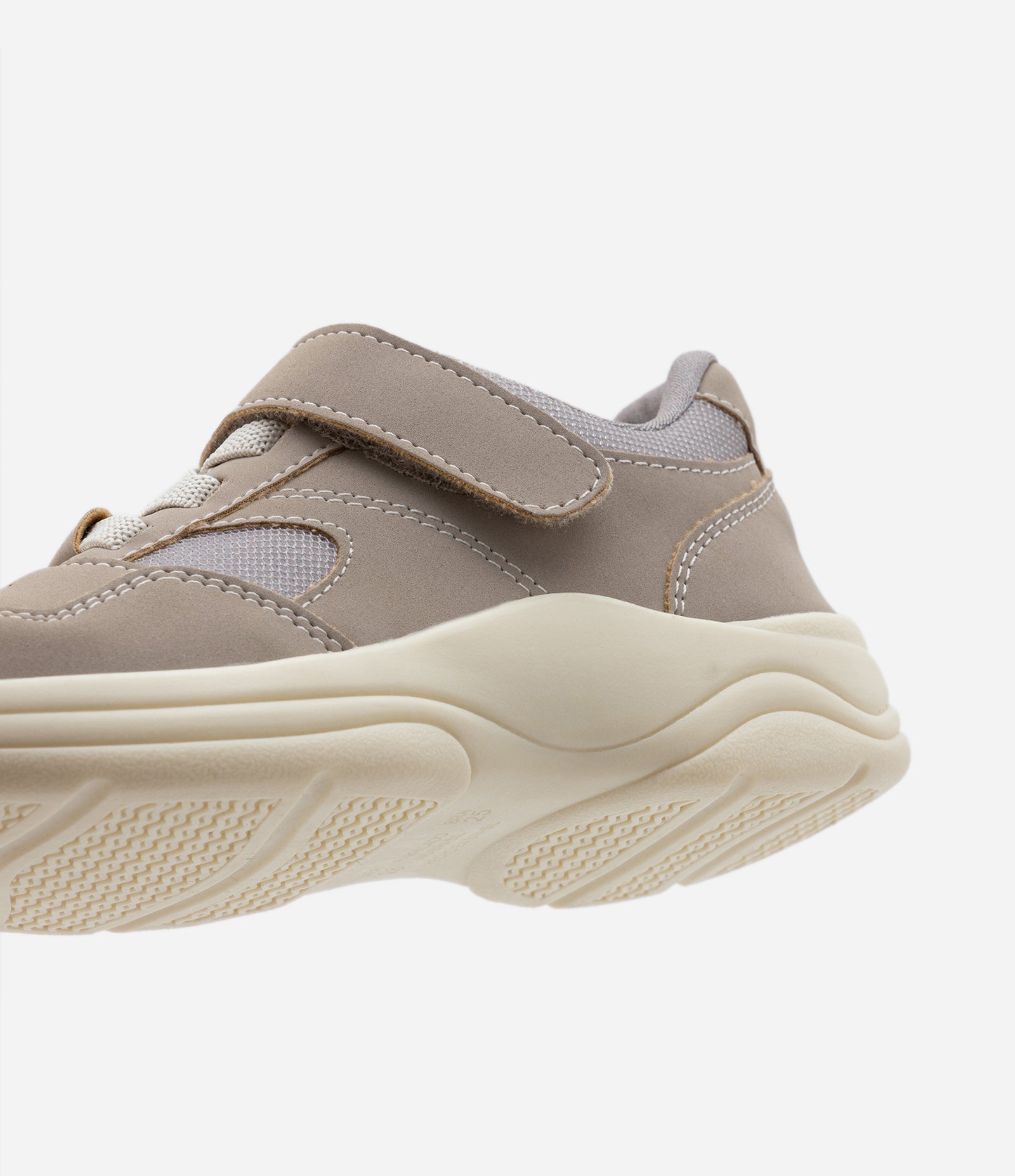 Tênis Infantil com Atacador Elástico e Velcro - Tam 20 ao 27 Marrom Claro 4