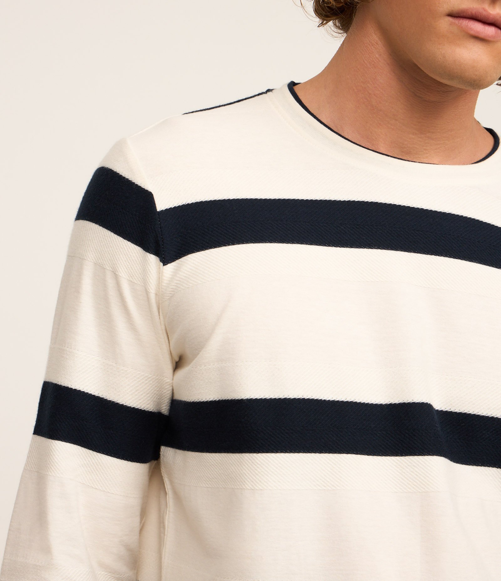 Camiseta em Algodão com Estampa Listrada Off White 3