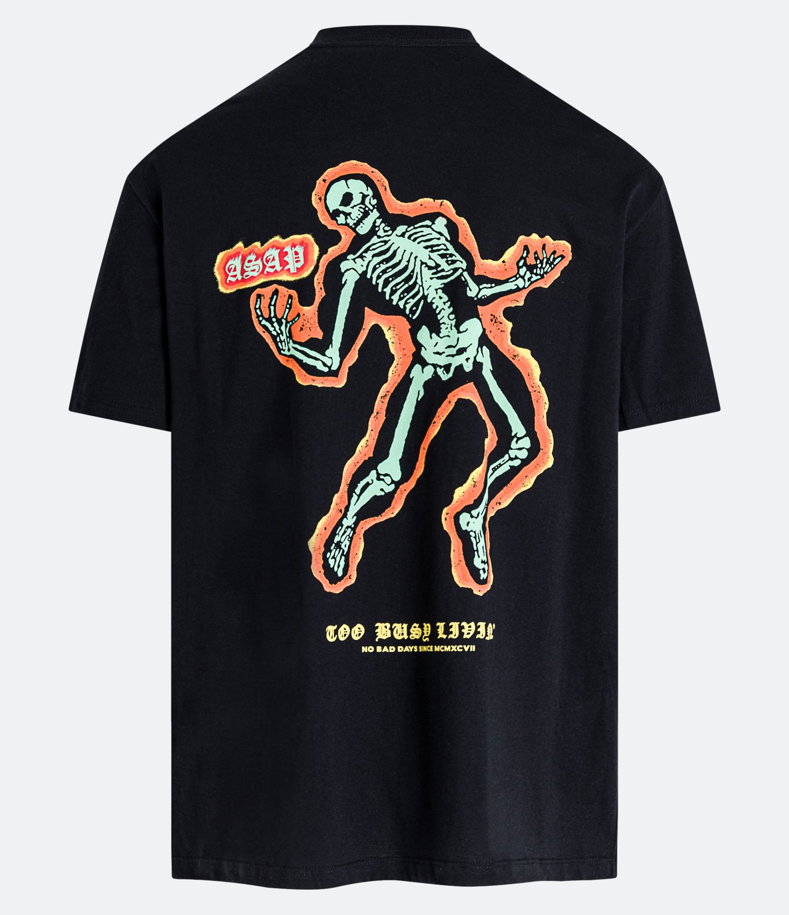 Camiseta Relaxed com Silk e Estampa de Caveira Preto 2