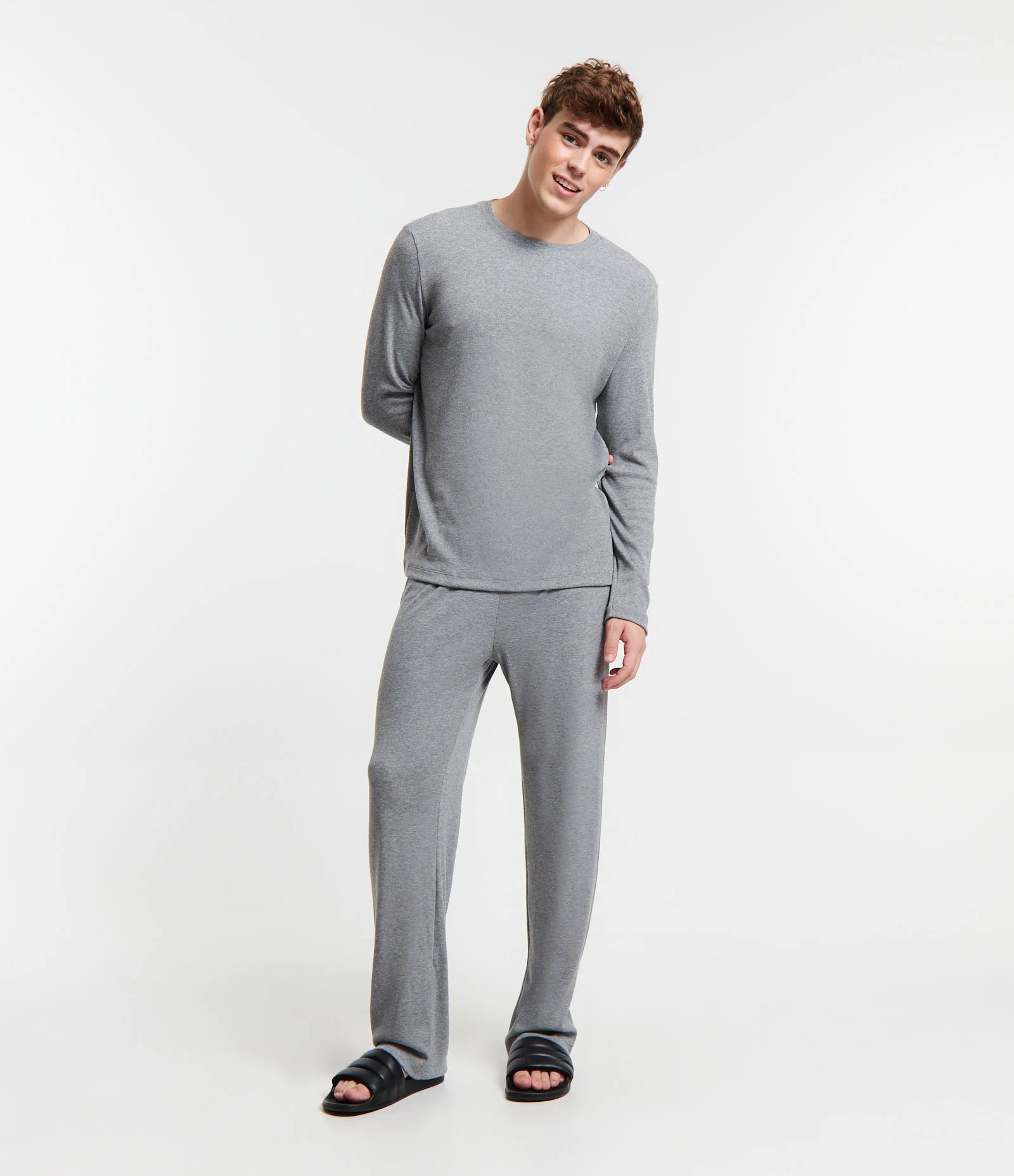 Pijama Longo com Textura Canelada Cinza Mescla 1